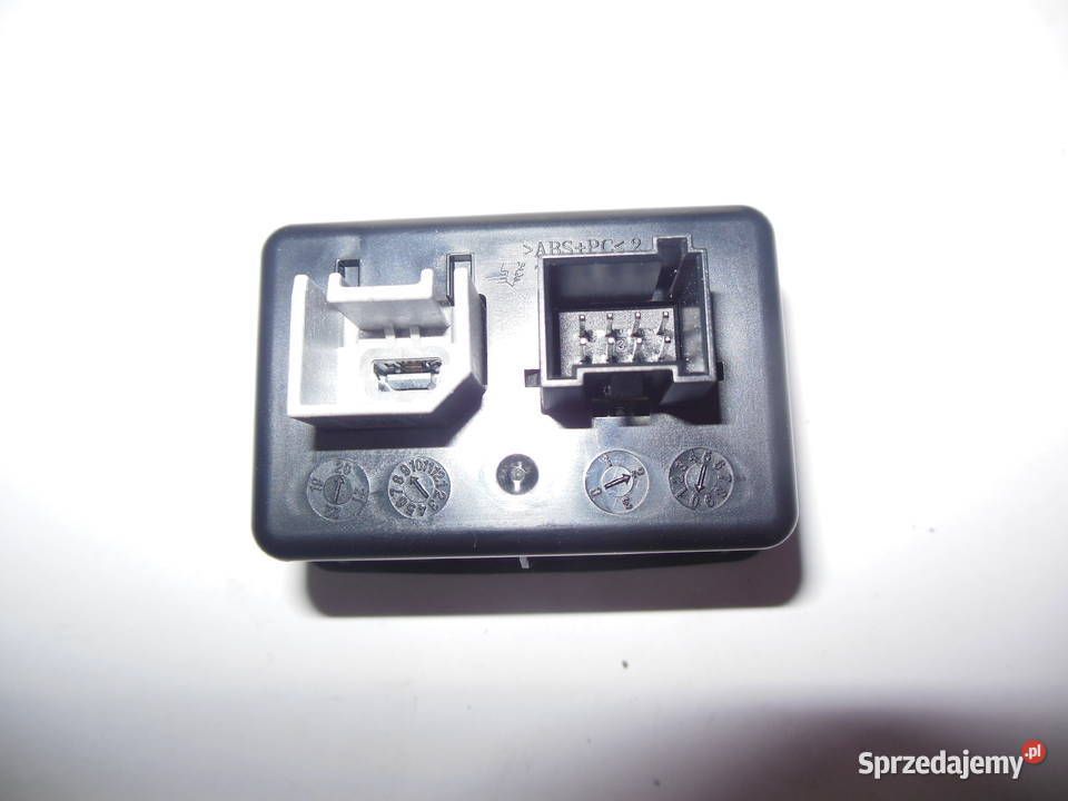 GNIAZDO USB AUX GIULIETTA LIFT 1561251420 Akcesoria samochodowe Kozy sprzedam