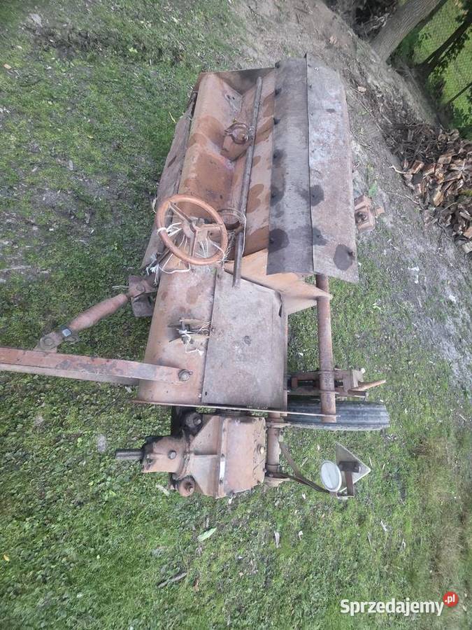 Kombajn Bolko Z 643 Do ziemniaków i warzyw Kombajny świętokrzyskie Wiślica