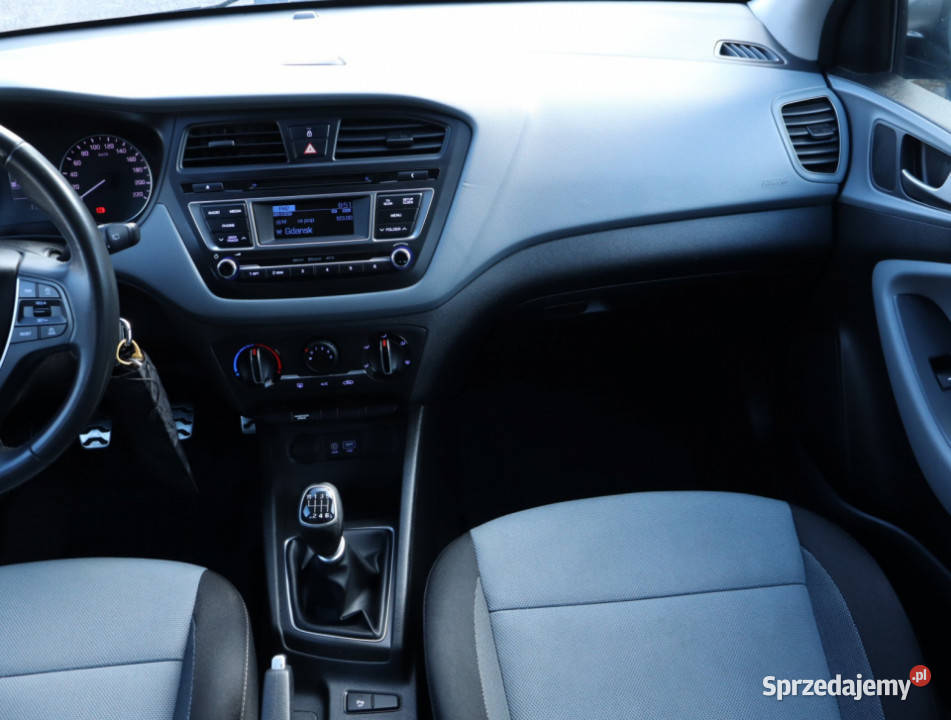 Hyundai i20 14 nieuszkodzony Piaseczno sprzedam
