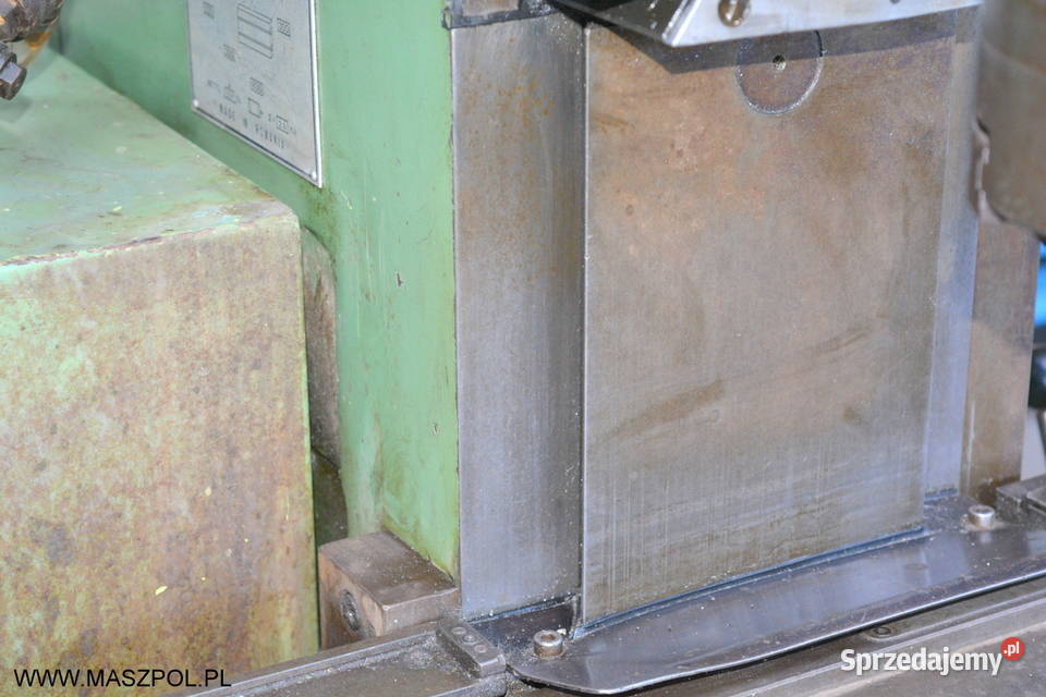 Frezarka narzędziowa uniwersalna FUS 22 ORADEA łódzkie Głowno