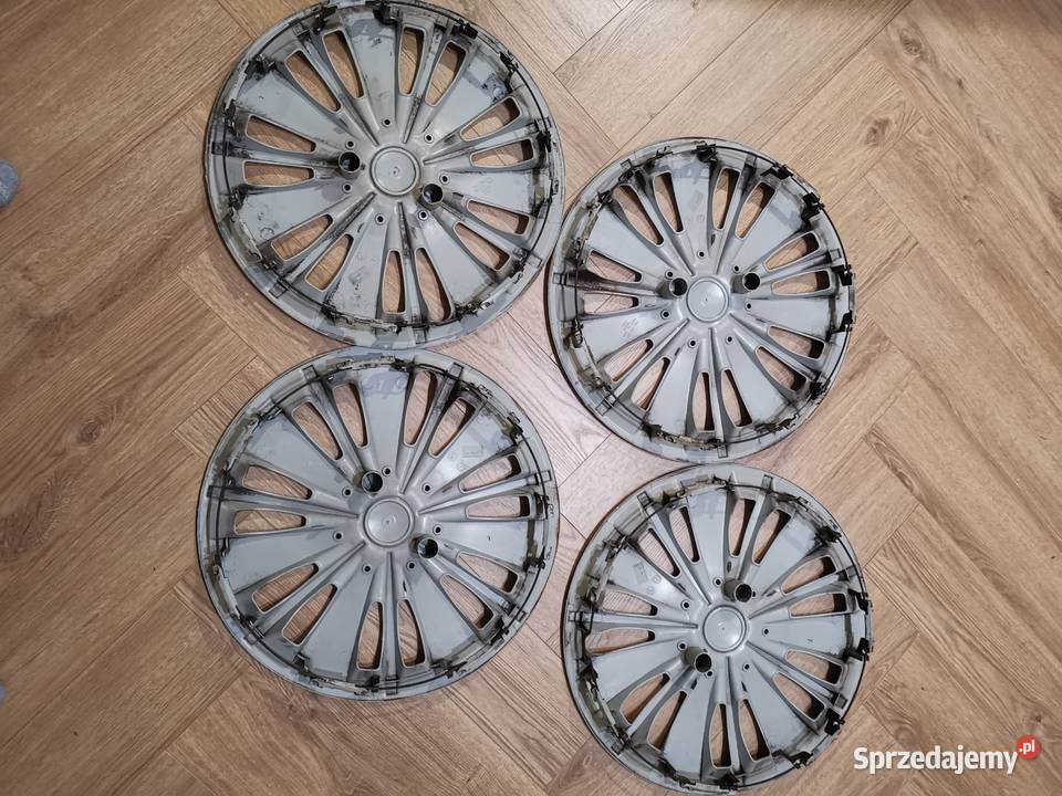 Kołpaki Ford 16 pomorskie Borowo sprzedam