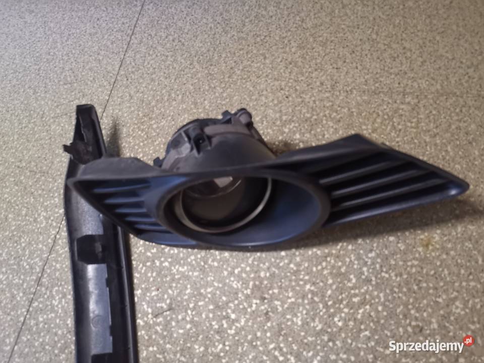 Opel Tigra II B 04 zaślepka halogenu halogen Zamość sprzedam