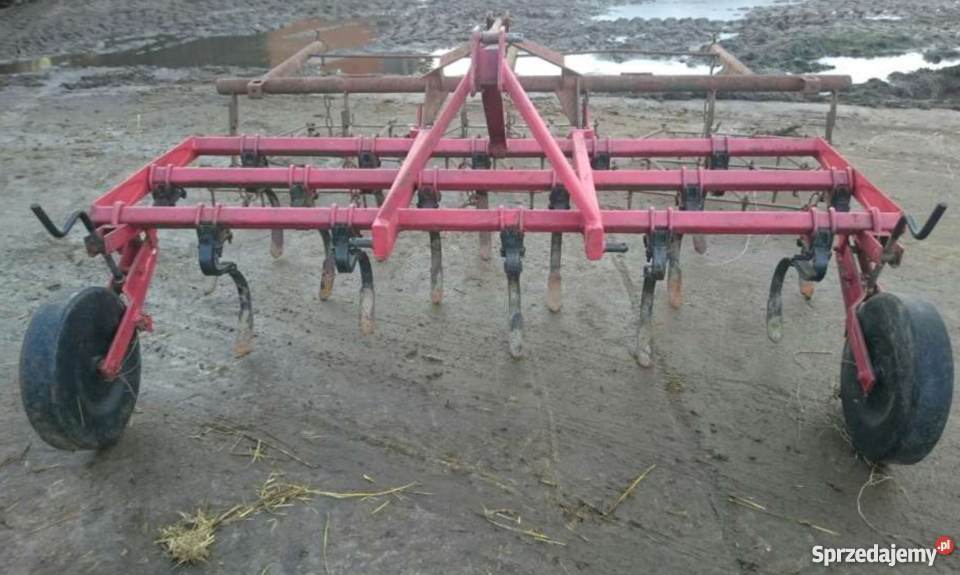 agregat uprawowy kultywator z bronami Goszczanów