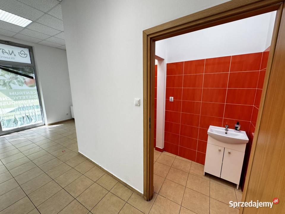 Lokal usługowobiurowy w centrum Nowego Dworu