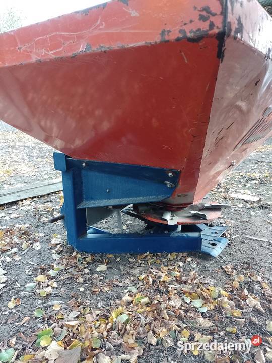 Rozsiewacz 600l diadem Jastrzębia