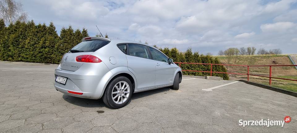 Seat Leon 16 TDI 105 zadbany bogate wyposażenie