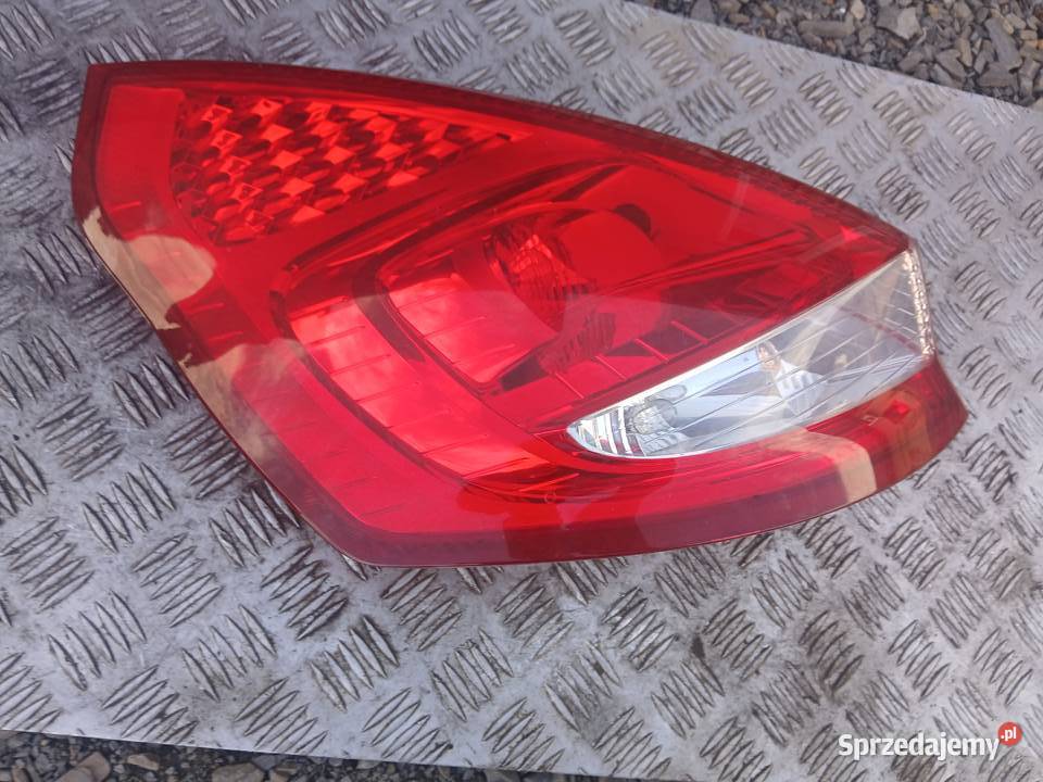 Lampa lewa tylna Ford Fiesta Mk7 VII EU 5D HB Radłów