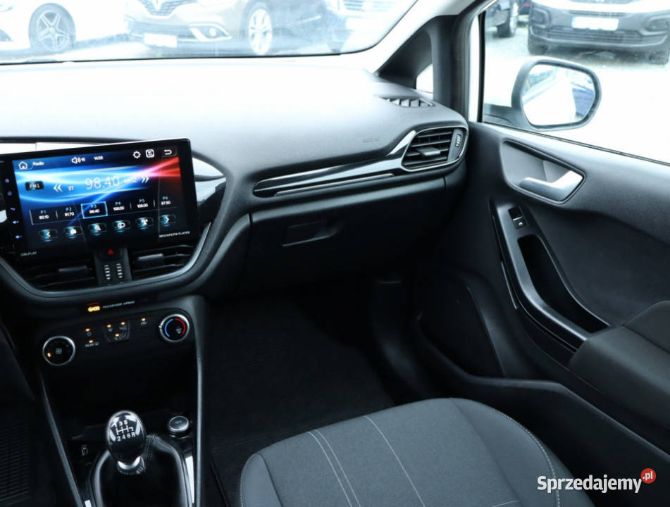 Ford Fiesta 15 TDCi asystent pasa ruchu Piaseczno