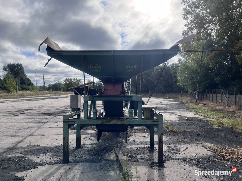 SYNDYK SPRZEDA KRUSZARKĘ WALCOWĄ STACJONARNĄ DO nie sprzedam