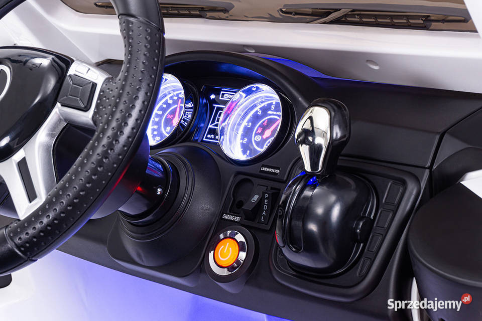 MERCEDES G63 6x6 233 auto na akumulator dzieci