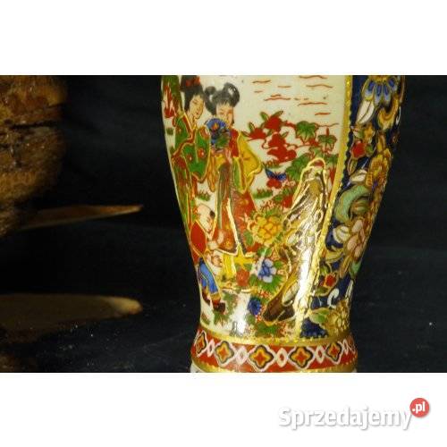 Chiński wazon porcelanowy dekoracja figuralna Porcelana i szkło sprzedam