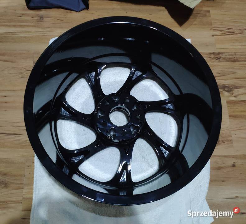 ORYGINALNE KLEEMANN 18 85j et35 Rozmiar 18" Koła i felgi Radlin