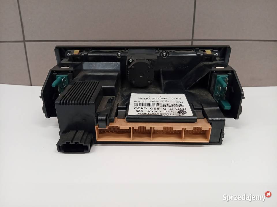 Panel nawiewu AUDI A3 8L LIFT osobowe Panele sterowania, przełączniki