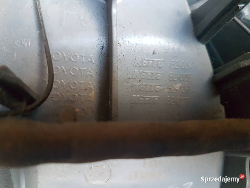 TOYOTA YARIS 1 LAMPA TYLNA PRAWA KOITO 52004 wielkopolskie sprzedam