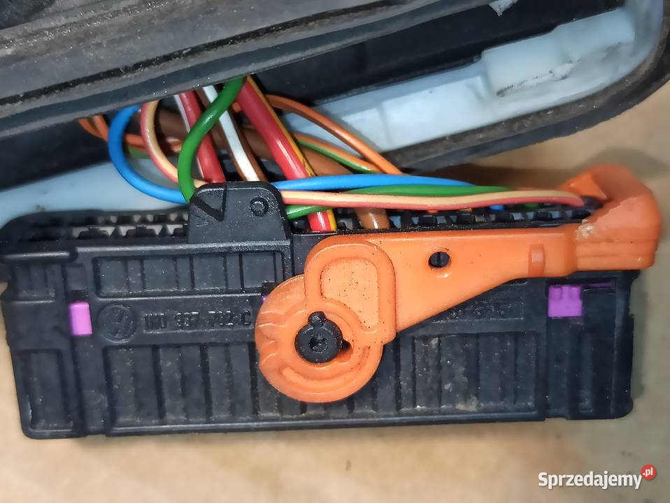 VW Touran 1T0971120L wiązka instalacja drzwi Bolesławiec