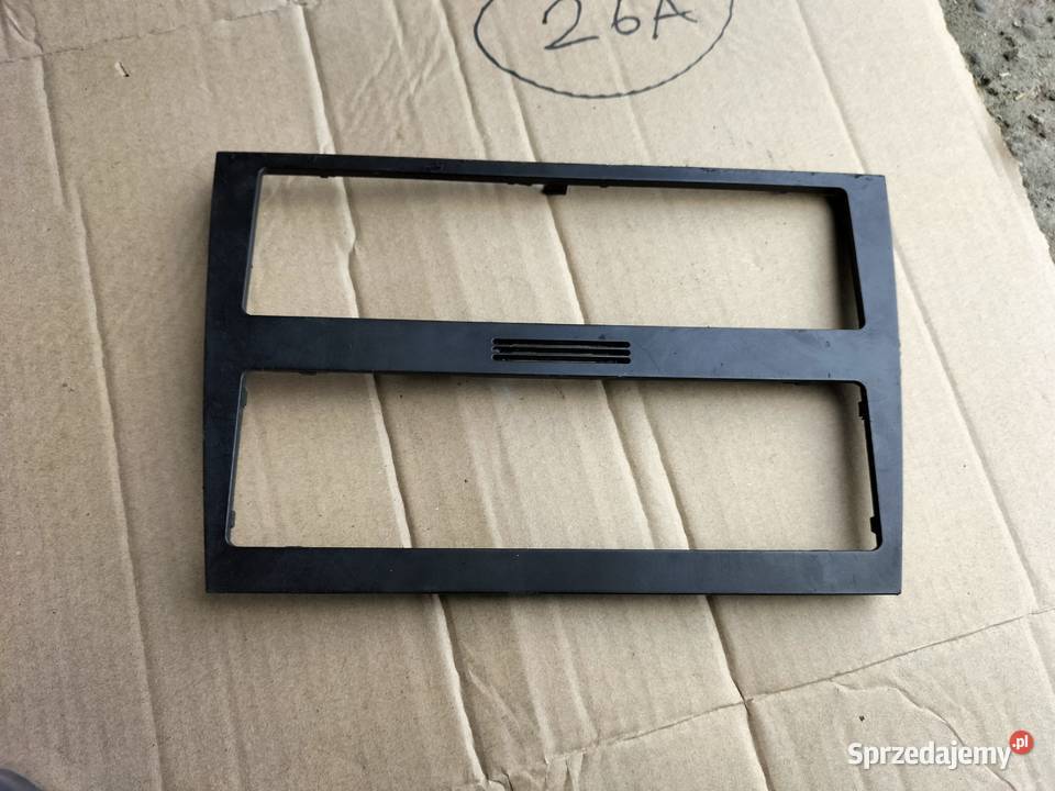 AUDI A4 B5 LIFT 8D0863263AB RAMKA RADIA sprzedam
