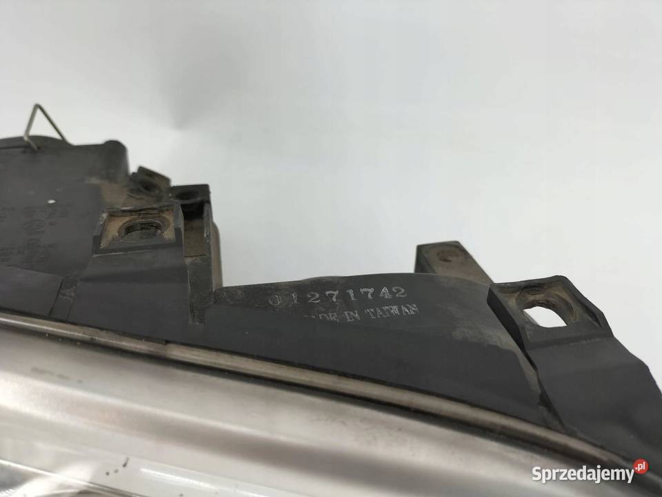 LAMPA PRZÓD PRAWA EU VW Volkswagen Touran I