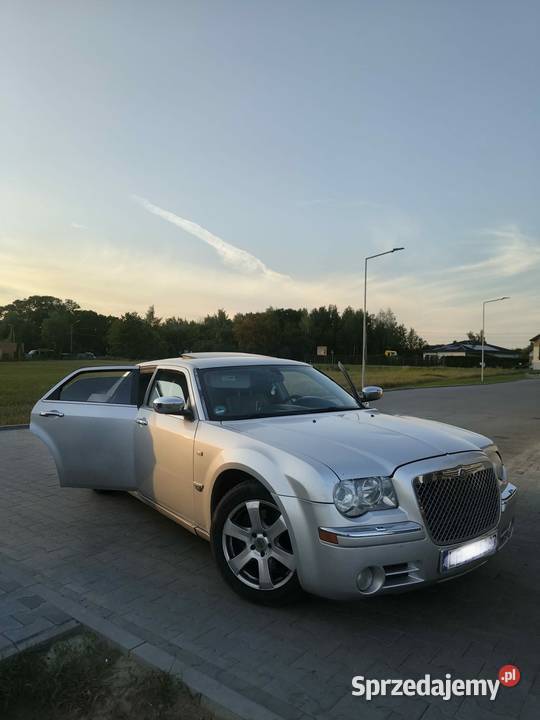Chrysler 300C 35V6 uszkodzony Płock