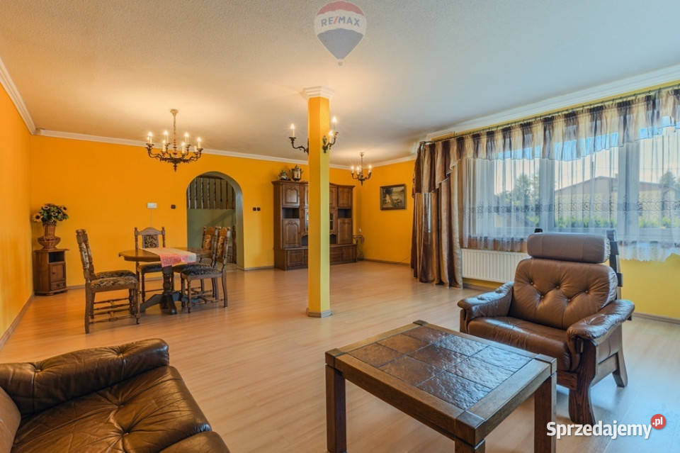 Dom na Sprzedaż asfalt