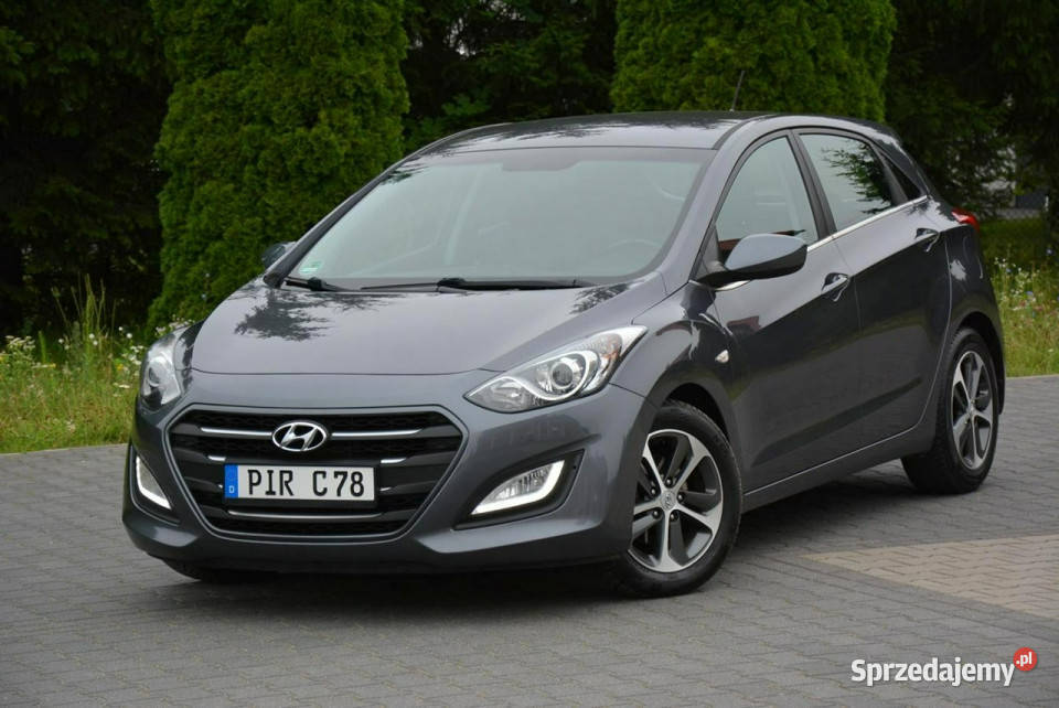 Hyundai i30 Lift 102 przebieg Duża Navi Kamera komputer pokładowy Ostrów Mazowiecka