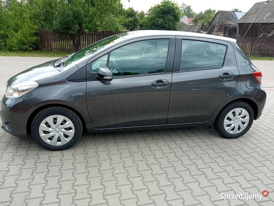 Toyota Yaris 10 benzyna 2012r klimatyzacja 97 Długosiodło