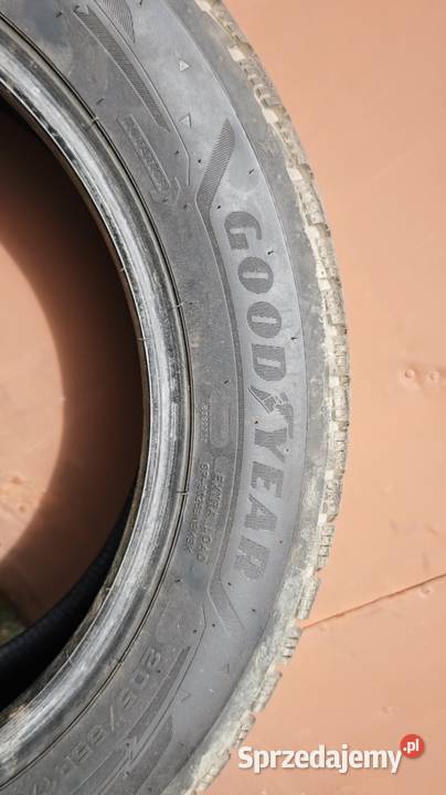 Opony zimowe Goodyear UltraGrip 55 Bytom