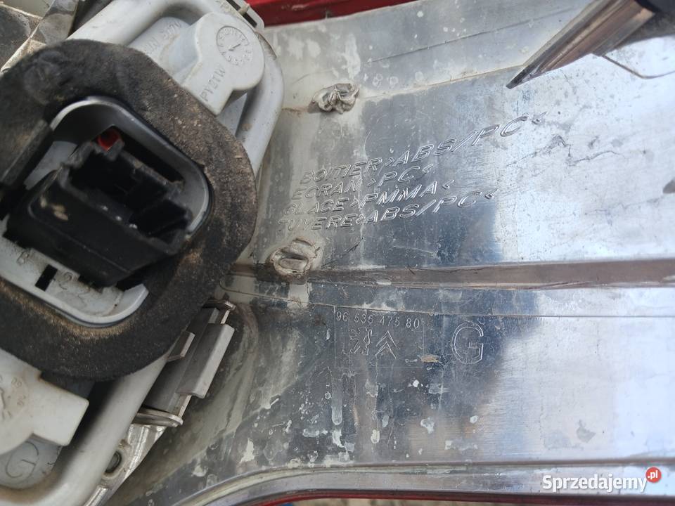Lampa lewa tył tylna Citroen C4 Picasso 0613r EU Radłów