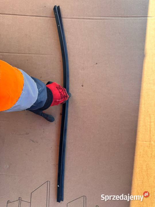 Listwa zgarniająca wewnętrzna lewy przód Hyundai małopolskie Brzesko