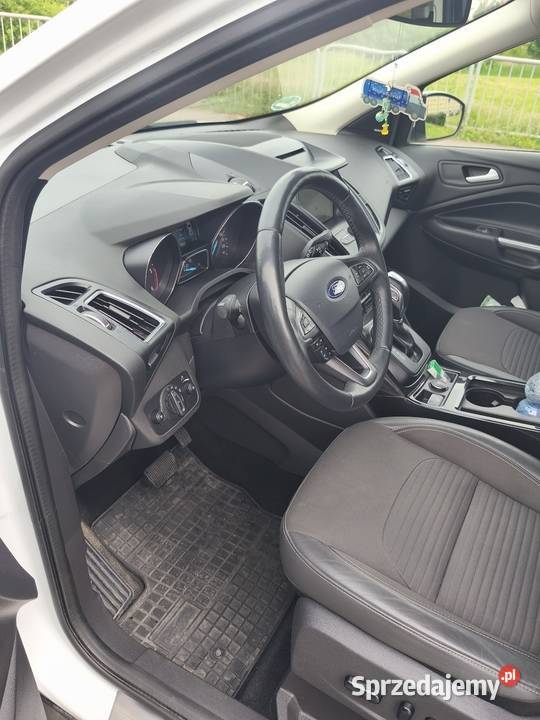 Ford Kuga Garcz