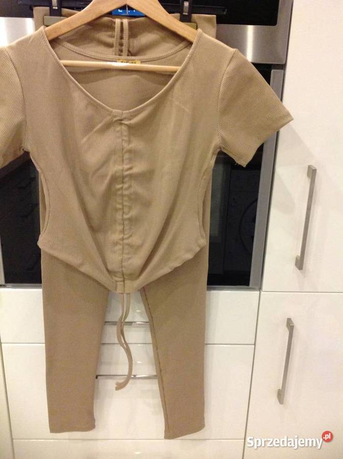 Kpl Crop Top z Legginsami ML Nude Nowy lubuskie Nowa Sól sprzedam