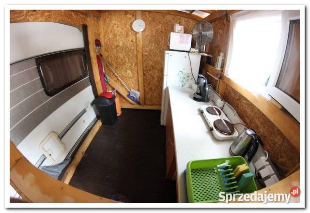Wyjątkowo położona przyczepa kempingowa w Warszawa sprzedam