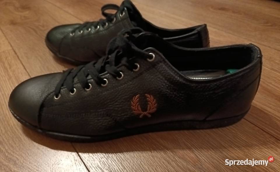 Buty marki Fred Perry Racibórz