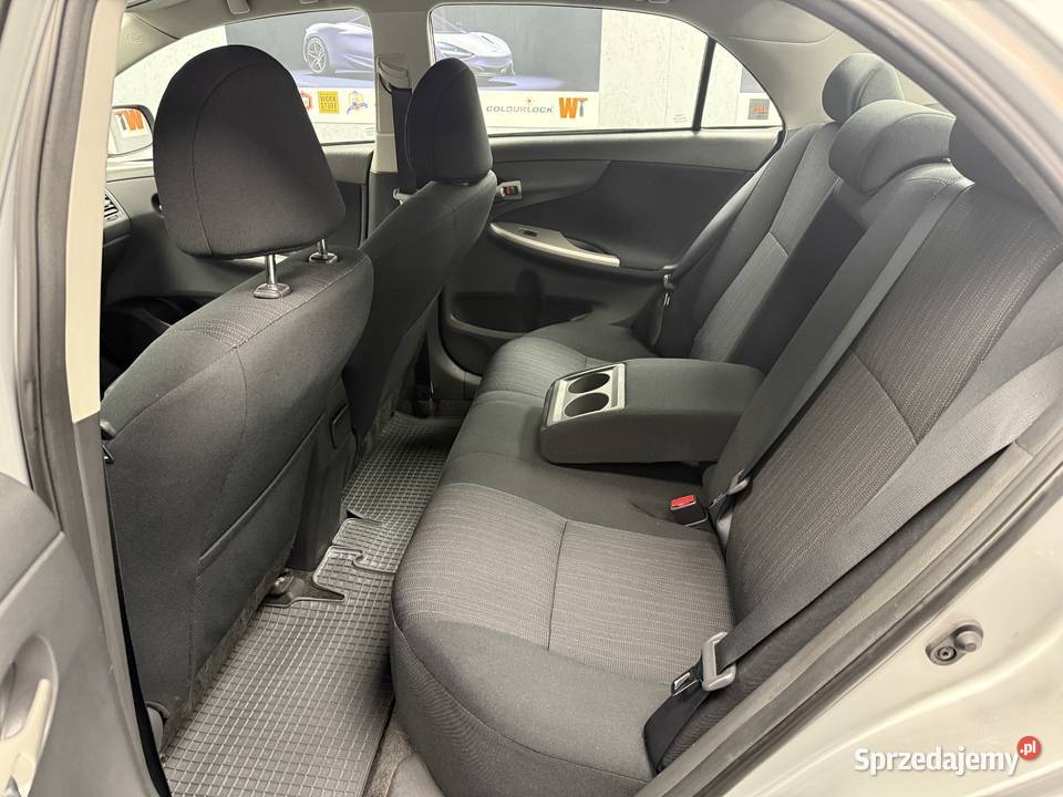 Toyota Corolla Benzyna LPG 16 25100 Salon Polska ESP wielkopolskie Poznań sprzedam