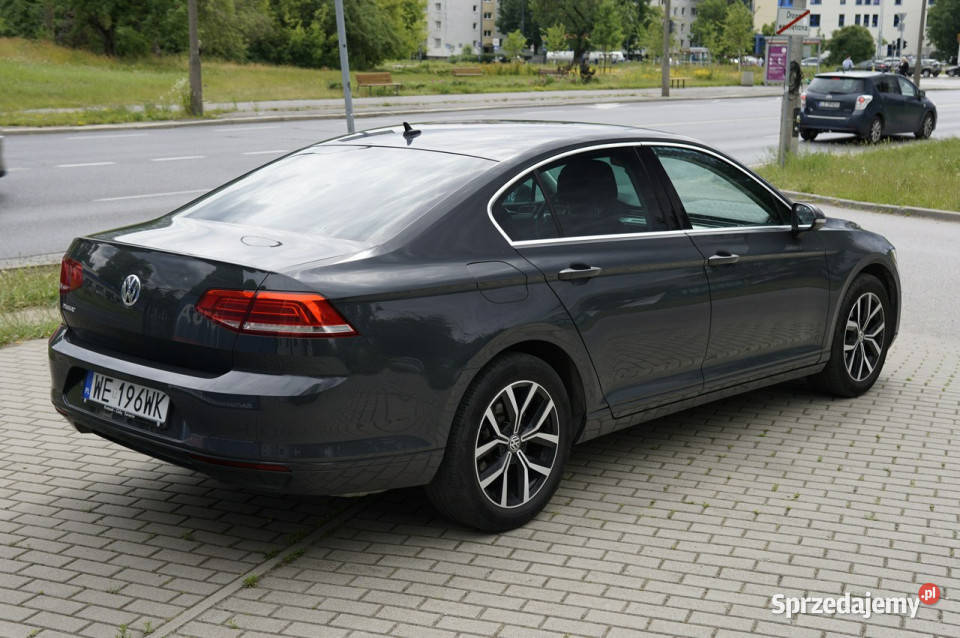 Volkswagen Passat salon Polska ładnie utrzymany Passat mazowieckie Warszawa