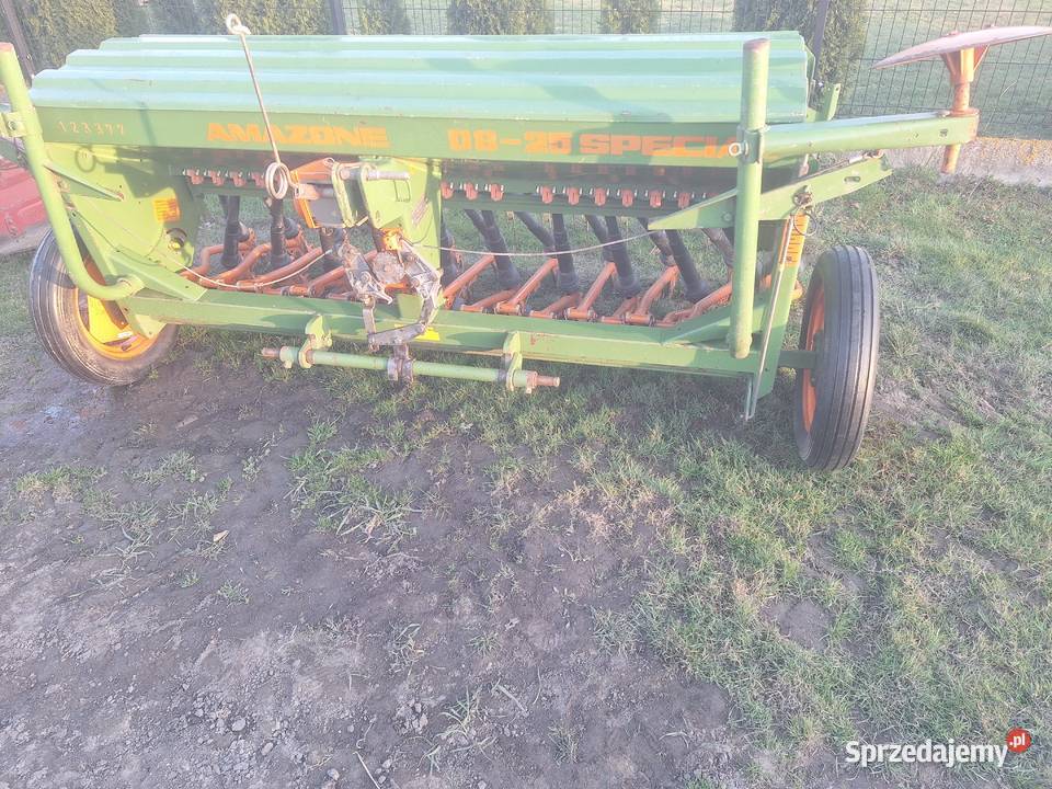 Siewnik zbożowy Amazone D8 special 25m łódzkie Łubnice