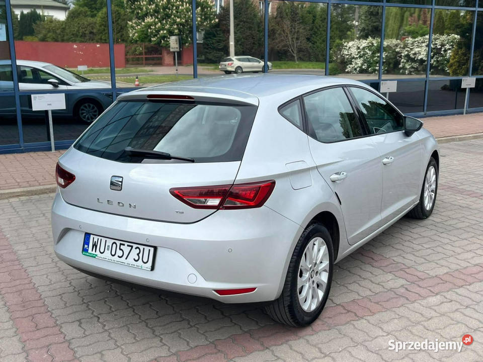 Seat Leon SERWIS ASO BEZWYPADEK NIESKI PRZEBIEG światła do jazdy dziennej Leon mazowieckie Warszawa