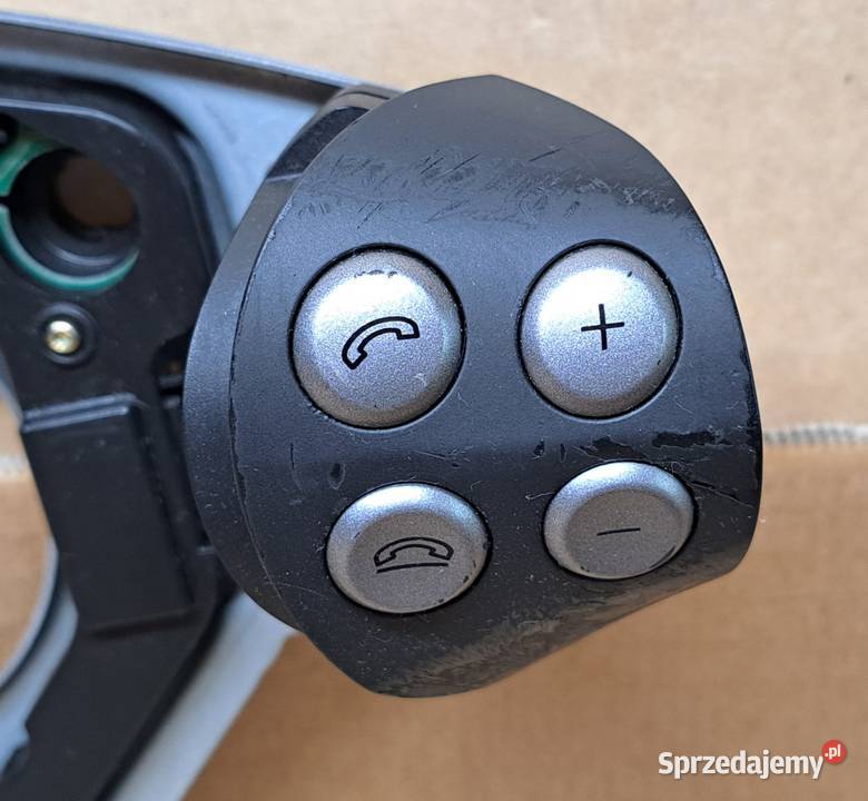 MULTIFUNKCJA KIEROWNICY MERCEDES R171 CKLASA Wyposażenie wnętrza Mielęcin