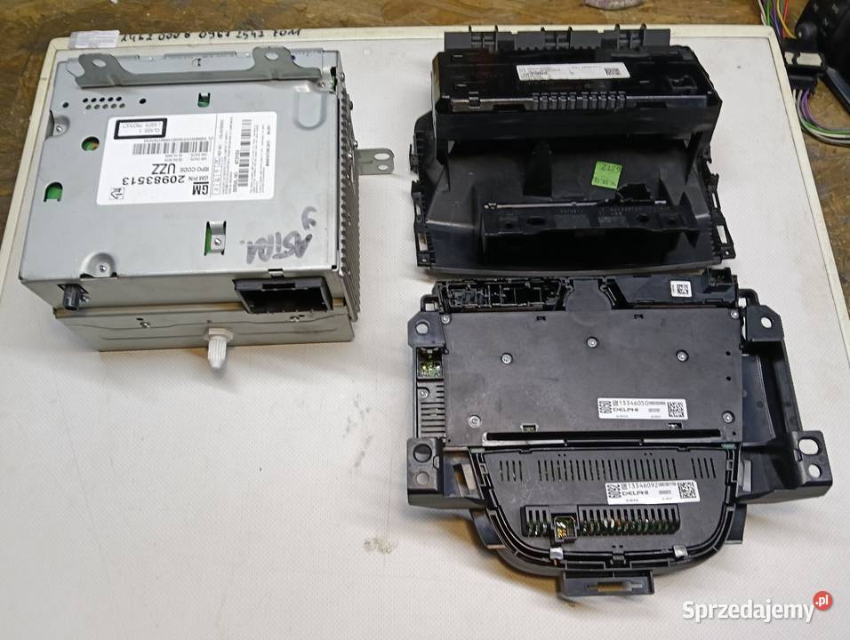 Radio Opel Astra J CD400 Nawigacje GPS Drążdżewo Nowe sprzedam