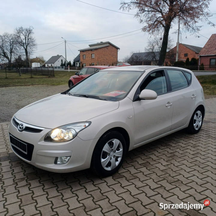Hyundai i30 Niski przebieg 78000 Serwisowany ASO manualna Suchorzew