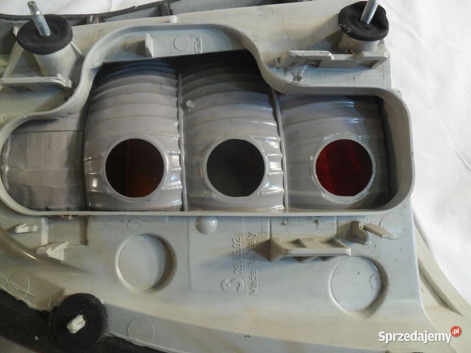 Opel Astra G lampa prawa tylna prawy tył Nowy Tomyśl