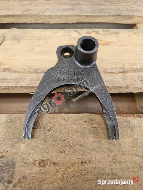 Widełki skrzyni biegów Valtra 6000 C90 8000 Byków