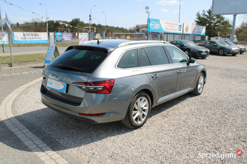 koda Superb Style DSG Kamera netto 75528 PLN Warszawa