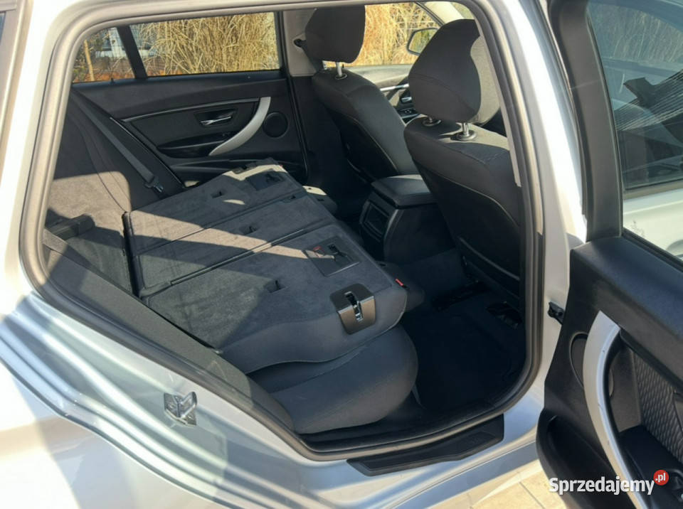 BMW 320 zadbana bezwypadkowa F30F31 2012 BMW Poznań