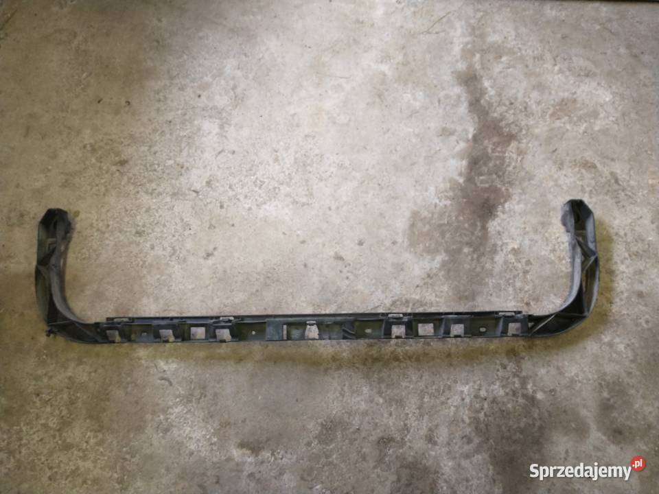Ślizg tylnego zderzaka kombi VW Passat B6 Nowy Sącz