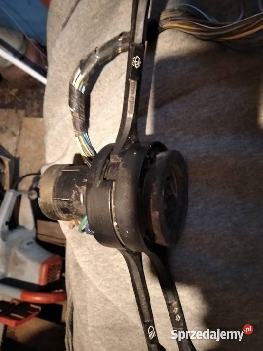 Przełącznik kierunkowskazów ŻUK POLONEZ FIAT125p Usza Wielka