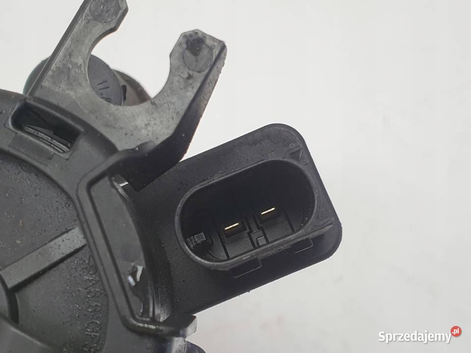 Volvo XC60 II TYLNY ZACISK HAMULCOWY prawy tył