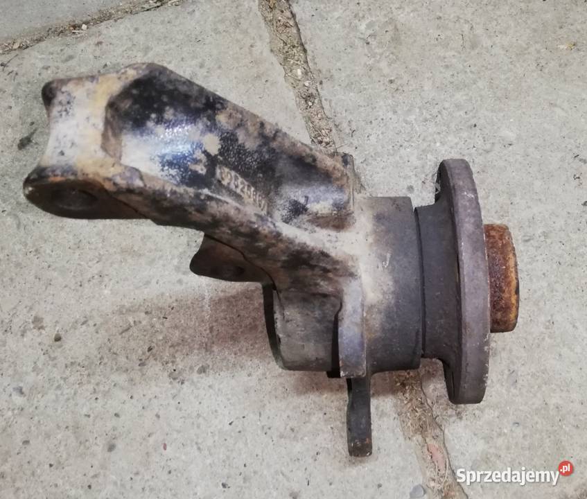 Zwrotnica przód przednia prawa Audi 80 b4 20 19 Sanok