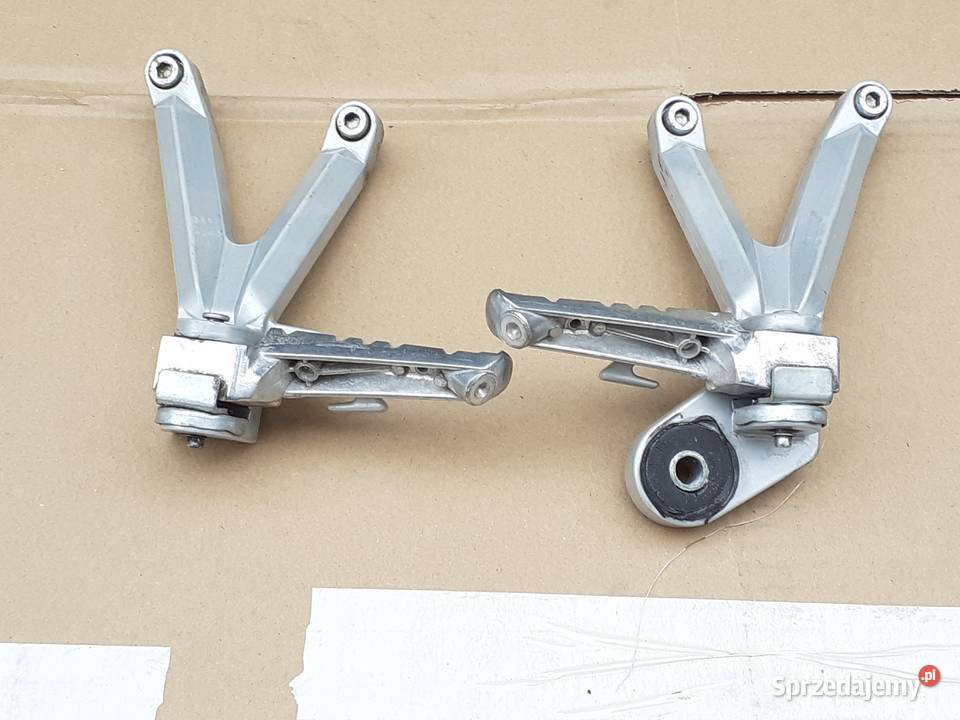 Hyosung GT 650 set sety tył podnóżek tył sprzedam