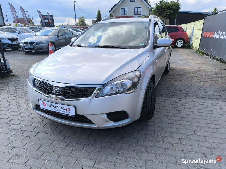 Kia Ceed 14i 16V 90 Klimatyzacja NAVI OPŁACONY I benzyna lubelskie Łuków