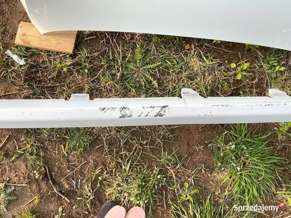 SPRZEDAM PRZEDNI ZDERZAK BIAŁY VOLKSWAGEN GOLF Osowicze